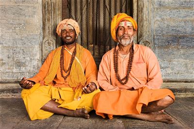 {image.media_title -> f:transform.html())} {image.copyright -> f:transform.html())}